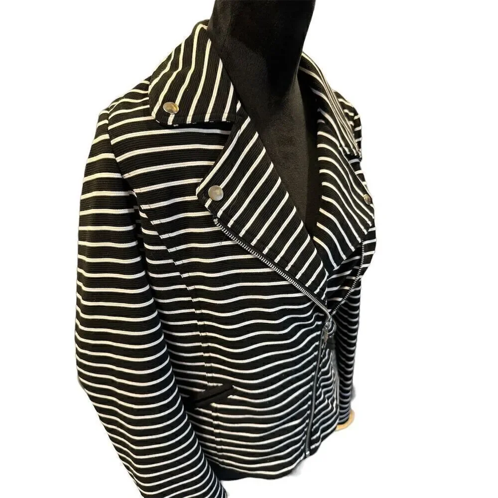 Bagatelle Black/White Striped Moto Jacket Stretch Lined Zip Front Women’s Large